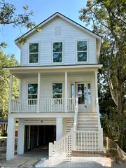 1057 Glenshaw Street, North Charleston, SC 29405