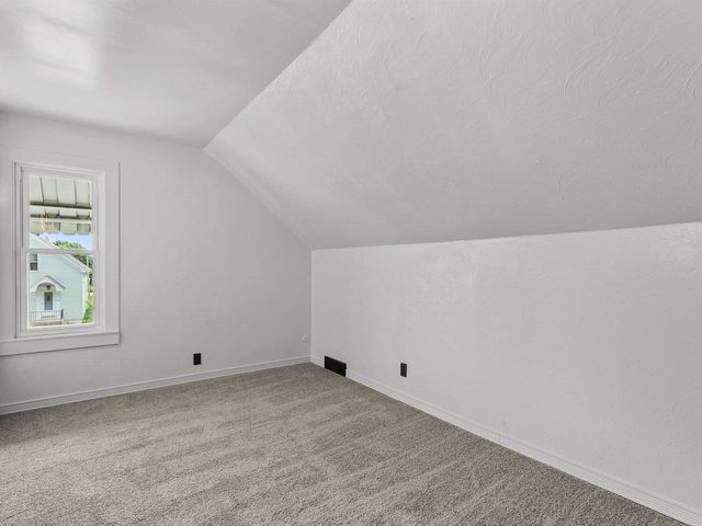 1114 Broadway AVENUE, Sheboygan, WI 53081