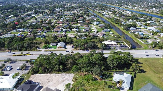 2717 SW Port St Lucie Boulevard, Port St Lucie, FL 34953