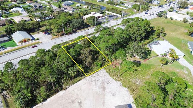 2717 SW Port St Lucie Boulevard, Port St Lucie, FL 34953