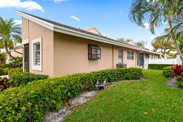 8089 Springtree Road, Boca Raton, FL 33496