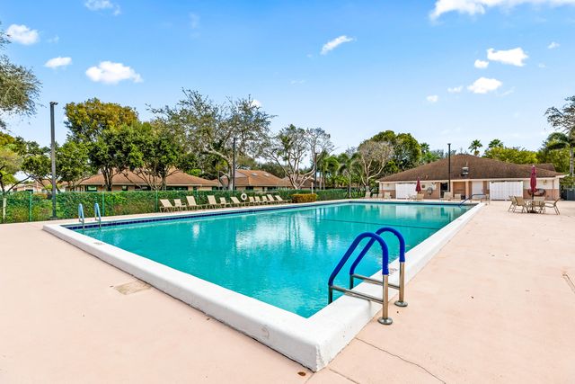 8089 Springtree Road, Boca Raton, FL 33496