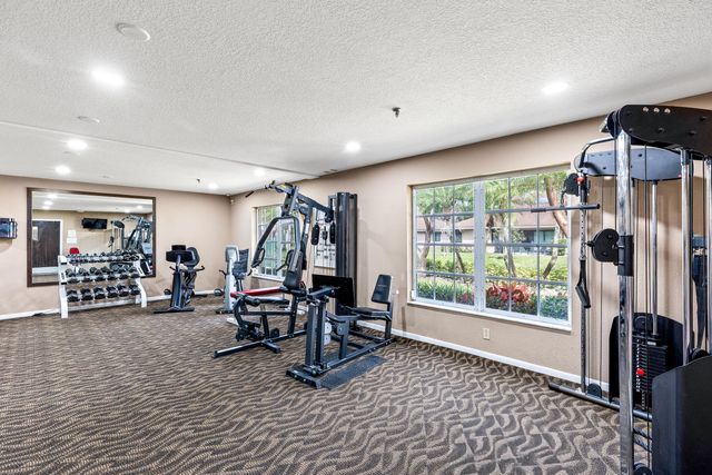 8089 Springtree Road, Boca Raton, FL 33496