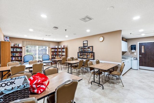 8089 Springtree Road, Boca Raton, FL 33496