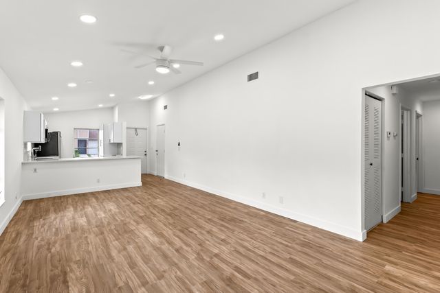 8089 Springtree Road, Boca Raton, FL 33496