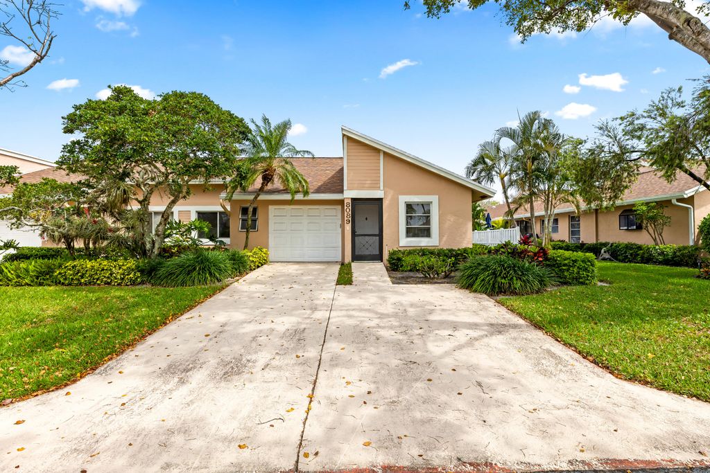 8089 Springtree Road, Boca Raton, FL 33496