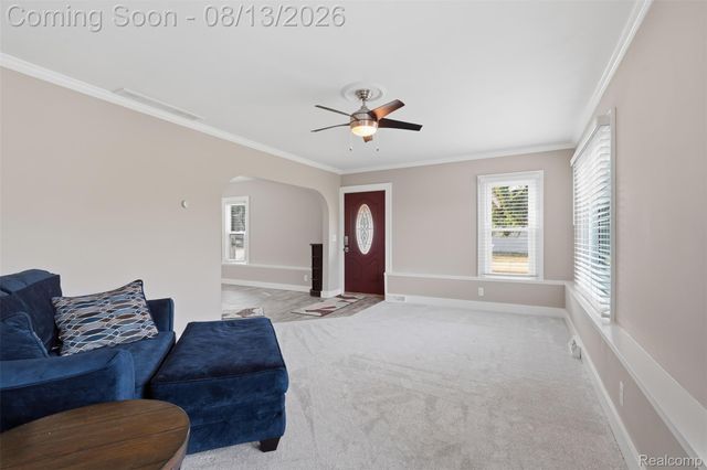 107 2nd Street, Fenton, MI 48430