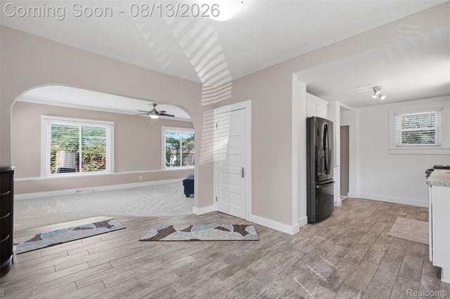 107 2nd Street, Fenton, MI 48430