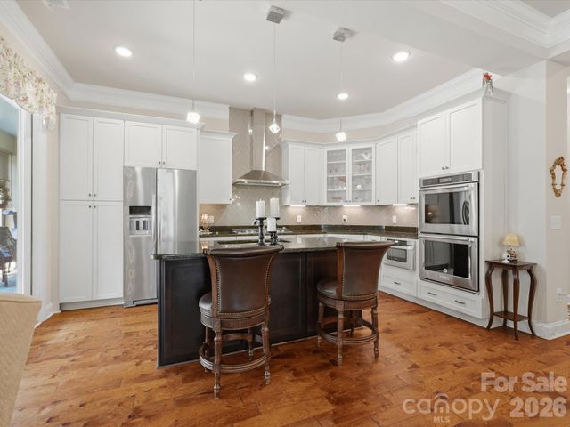 2050 Laney Pond Road, Matthews, NC 28104
