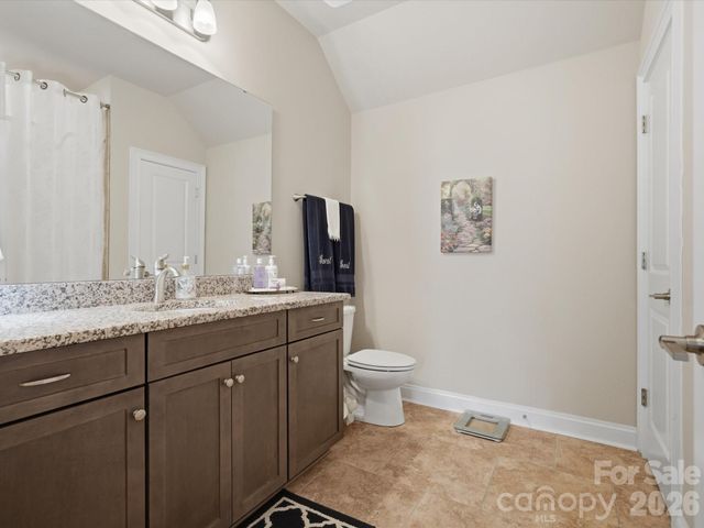 2050 Laney Pond Road, Matthews, NC 28104