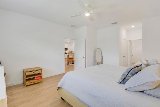 2011 NW Golden Oak Trail, Jensen Beach, FL 34957