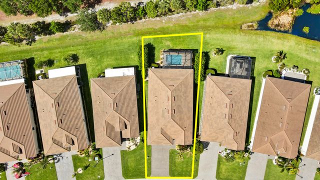 2011 NW Golden Oak Trail, Jensen Beach, FL 34957