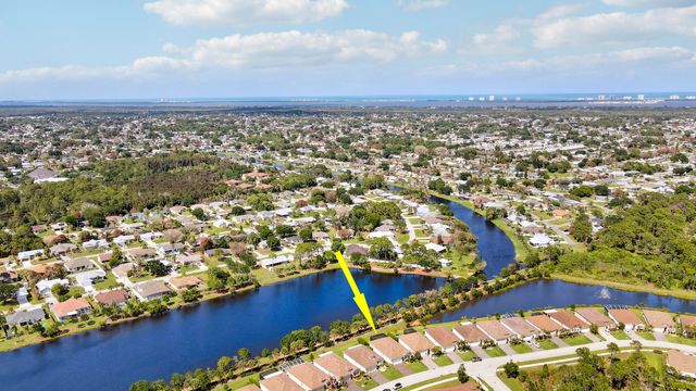2011 NW Golden Oak Trail, Jensen Beach, FL 34957