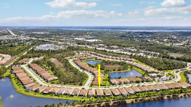 2011 NW Golden Oak Trail, Jensen Beach, FL 34957