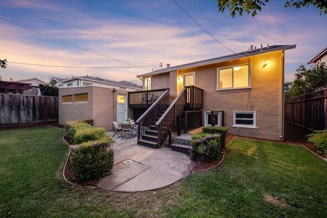 1945 Birch Avenue, San Carlos, CA 94070