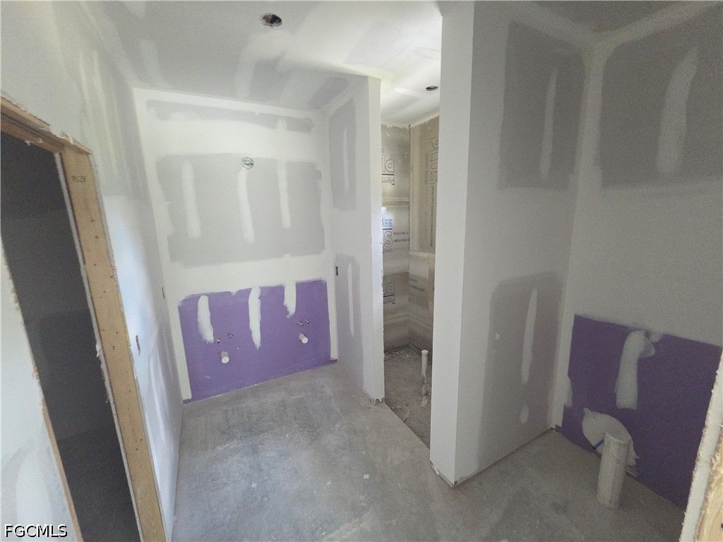 Image 3 of property listing at 2615 NW 26th TER, Cape Coral, FL 33993