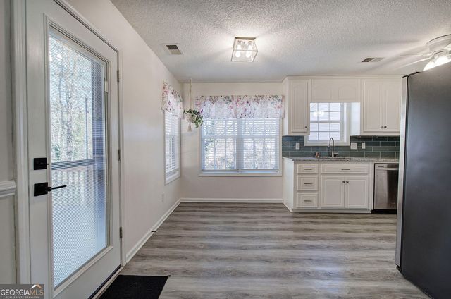 221 Mackenzie Court, Canton, GA 30115