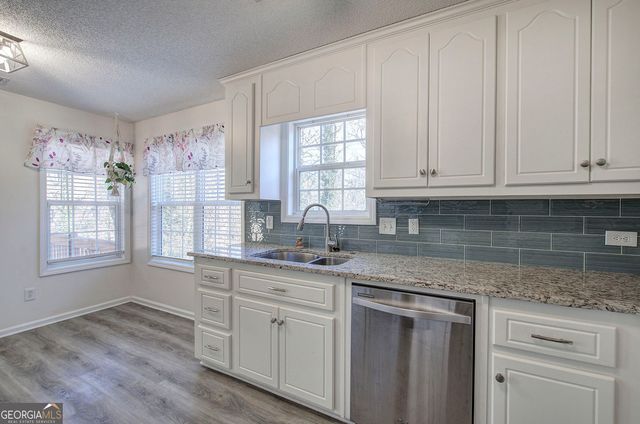 221 Mackenzie Court, Canton, GA 30115