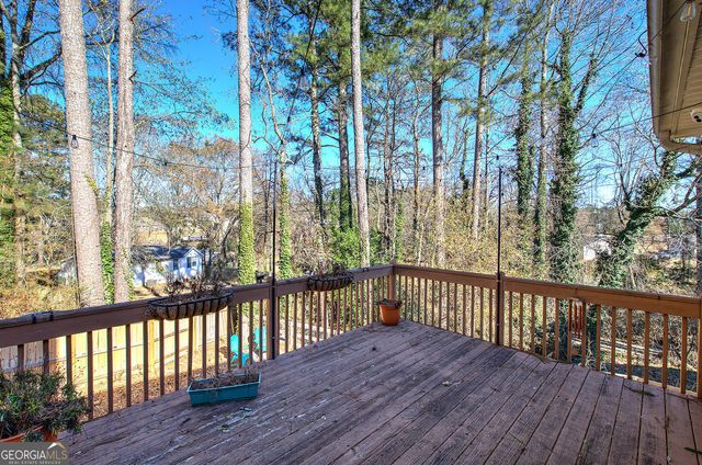 221 Mackenzie Court, Canton, GA 30115