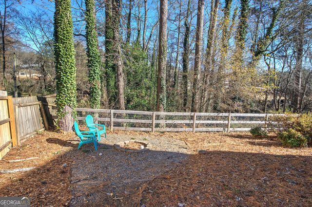 221 Mackenzie Court, Canton, GA 30115