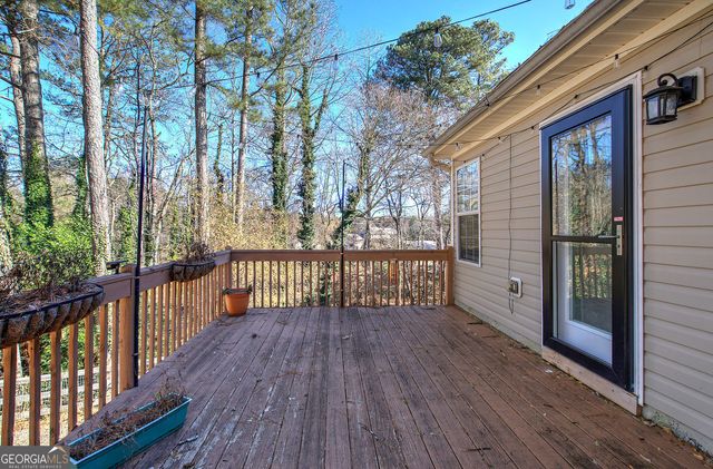 221 Mackenzie Court, Canton, GA 30115