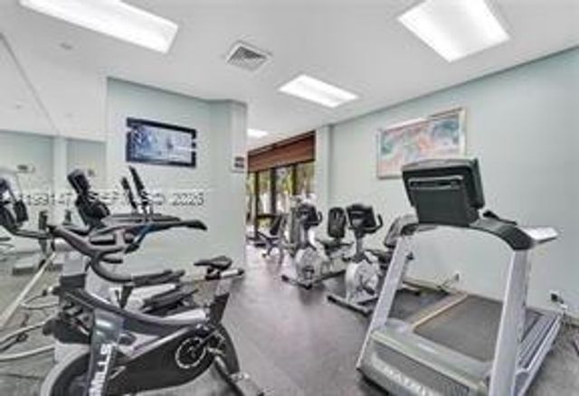 3600 Yacht Club Dr 1001, Aventura, FL 33180