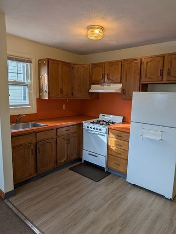 569 Somerville Avenue 5, Somerville, MA 02143