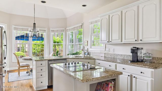 5 Wake Forest Court, Southern Pines, NC 28387