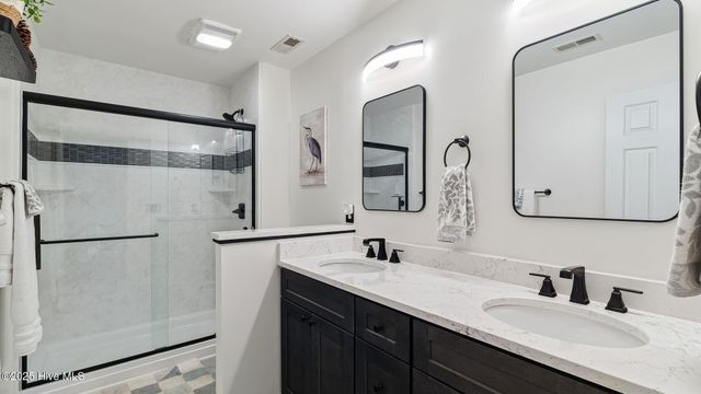 5 Wake Forest Court, Southern Pines, NC 28387