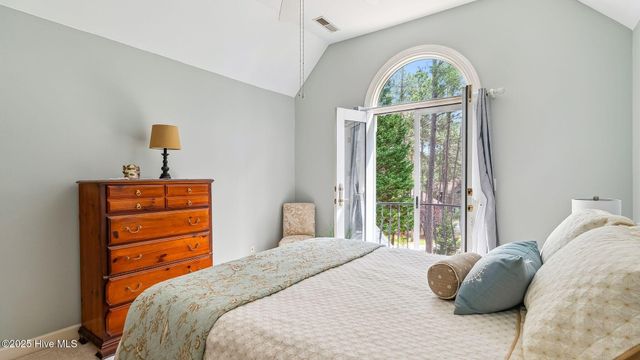 5 Wake Forest Court, Southern Pines, NC 28387