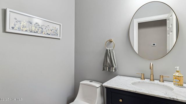 5 Wake Forest Court, Southern Pines, NC 28387