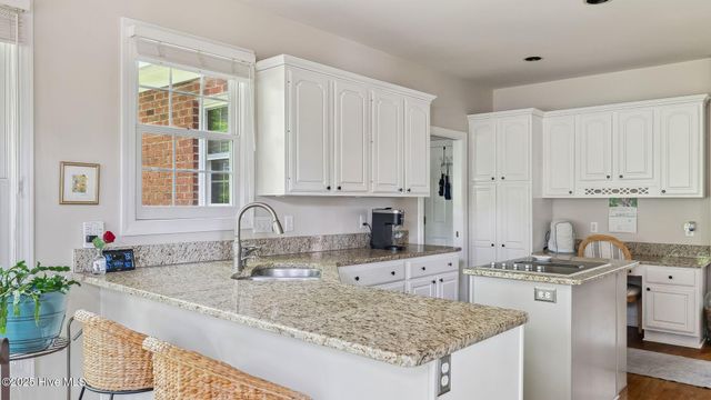 5 Wake Forest Court, Southern Pines, NC 28387