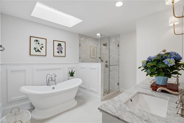 2088 Wildwood DR, Virginia Beach, VA 23454