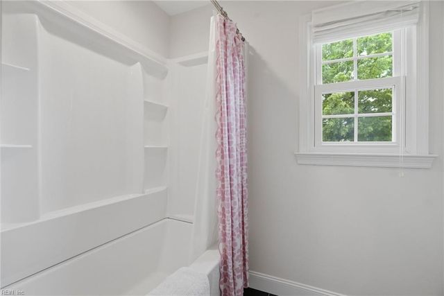 2088 Wildwood DR, Virginia Beach, VA 23454