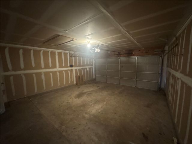 1002 Leah LN, Round Rock, TX 78665