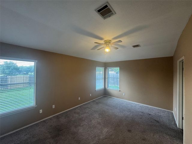 1002 Leah LN, Round Rock, TX 78665