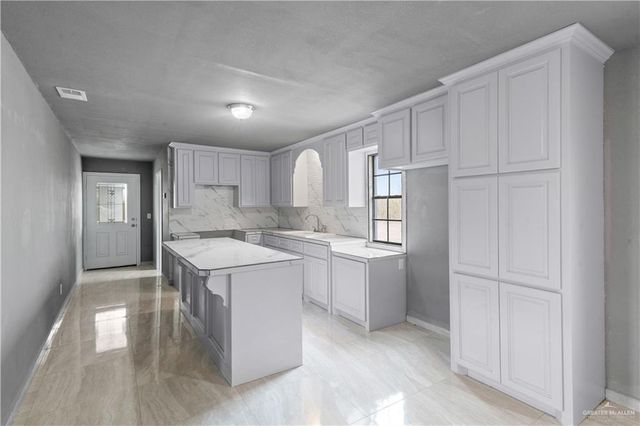 6505 E Business Hwy 83 Highway, Rio Grande City, TX 78547