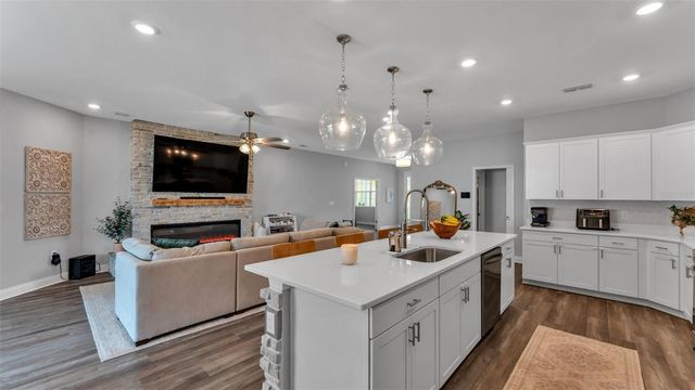 6799 TREYMONT DRIVE, Lakeland, FL 33813