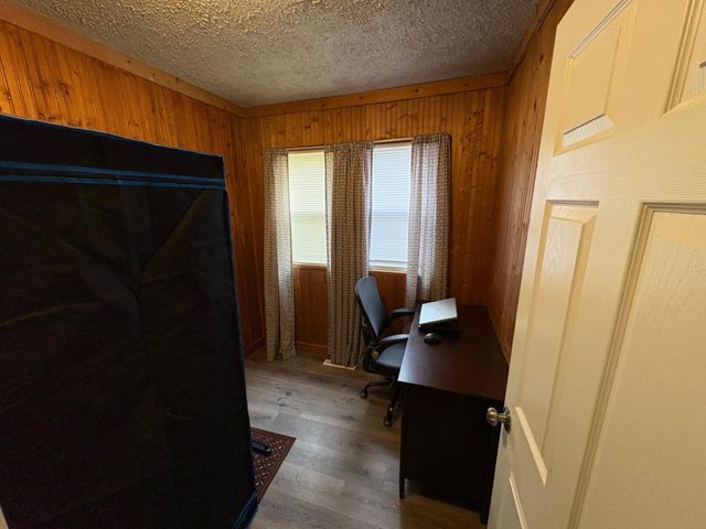 6995 Madison Street, Merrillville, IN 46410