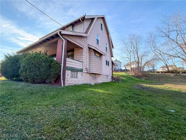 2426 Shirley Road, Youngstown, OH 44502