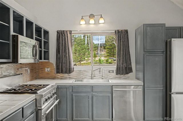 76 Highlands Drive, Bailey, CO 80421