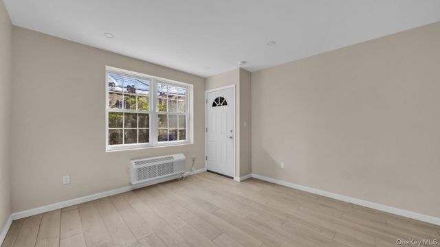 955 E 229th Street, Bronx, NY 10466