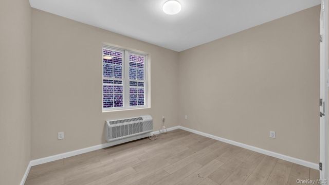 955 E 229th Street, Bronx, NY 10466