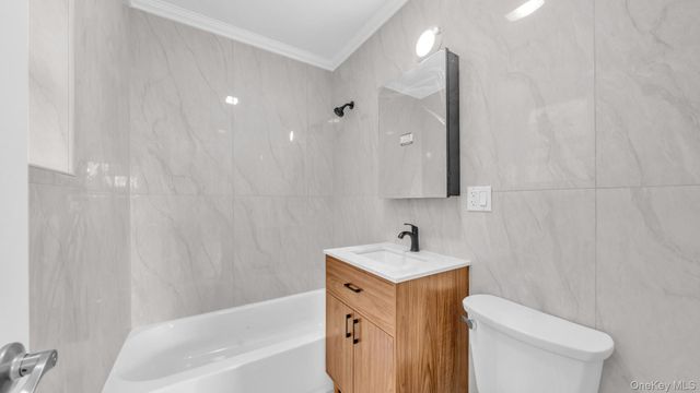 955 E 229th Street, Bronx, NY 10466