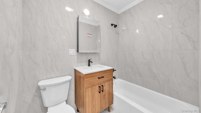 955 E 229th Street, Bronx, NY 10466