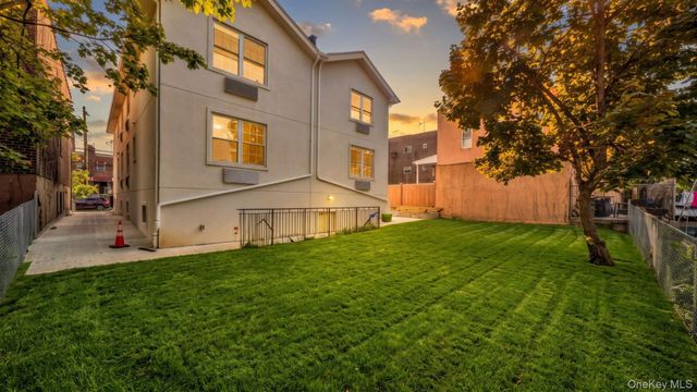 955 E 229th Street, Bronx, NY 10466