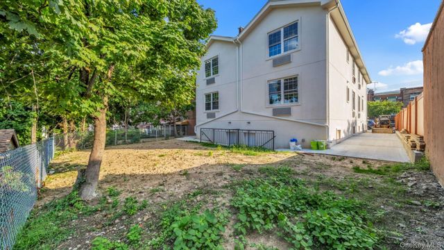 955 E 229th Street, Bronx, NY 10466