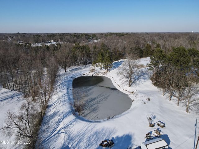 9338 E Broadway Road, Olive Branch, MS 38654