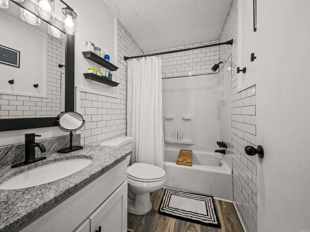 200 Gaucho Lane, Hot Springs Village, AR 71909