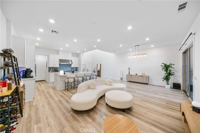 378 Mullberry Place, Montebello, CA 90640